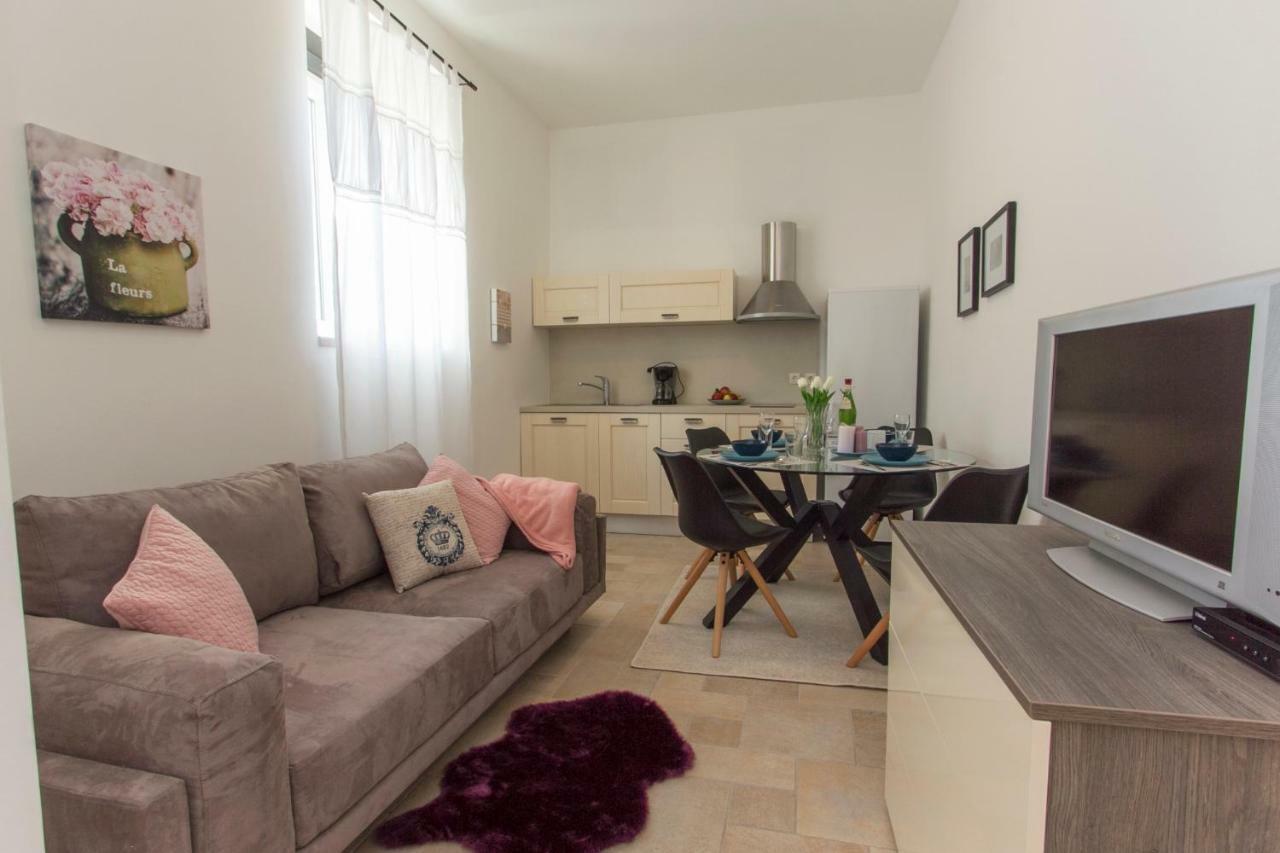 Apartment Ema Задар Экстерьер фото